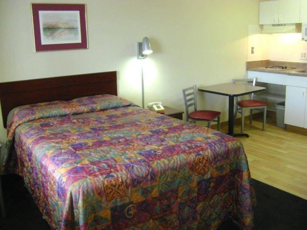 Intown Suites Extended Stay San Antonio Tx - Nacogdoches Road 외부 사진